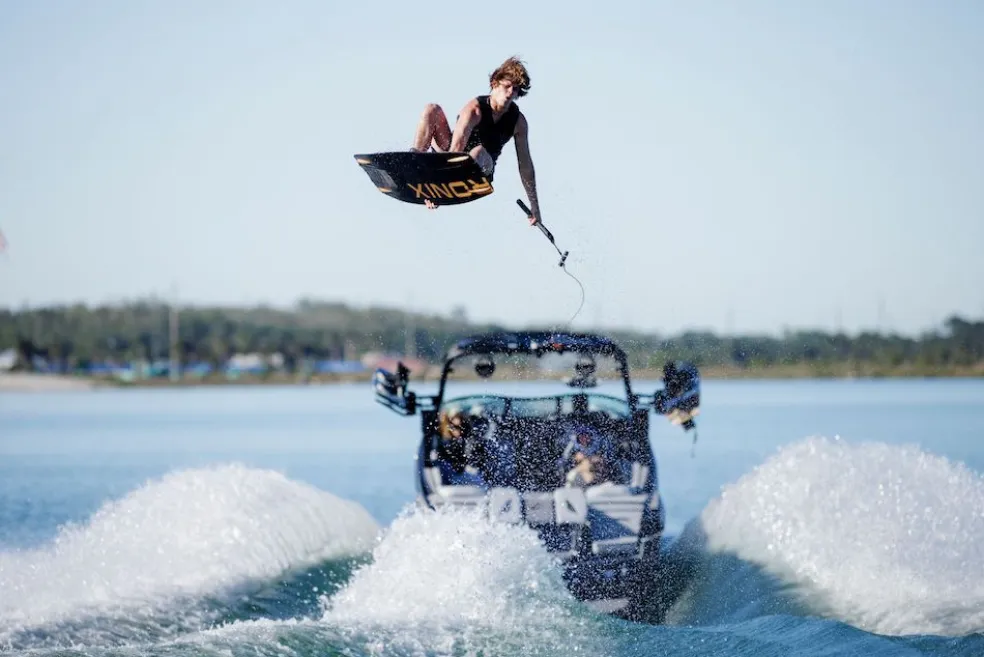 Ronix 2025 One Blackout Wakeboard