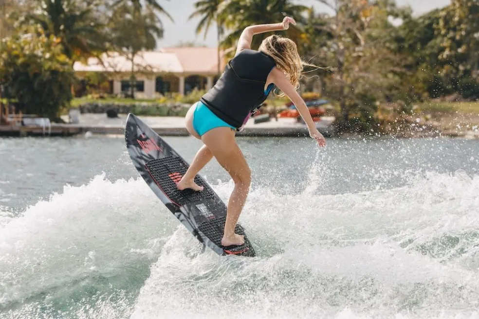 Ronix Women's Sea Captain Wakesurf Board 2026
